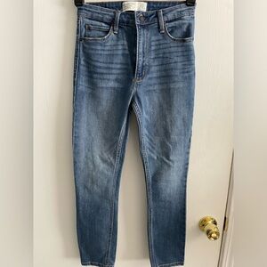 Abercrombie & Fitch ankle skinny jeans